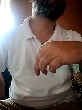 Snapshot of daddy_indian chatting on 22, 9, 2025 daddy indian online show from 22, 9, 2025