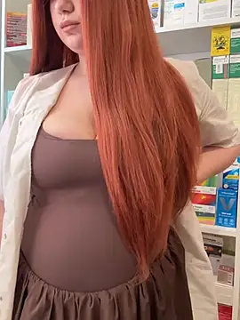 Maya Willis online show from 18, 4, 2026