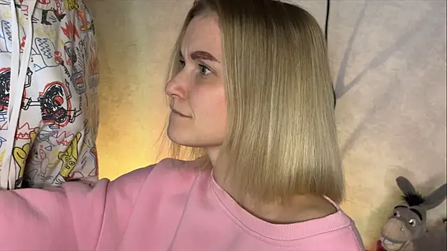 Adelovenick online show from 19, 3, 2025