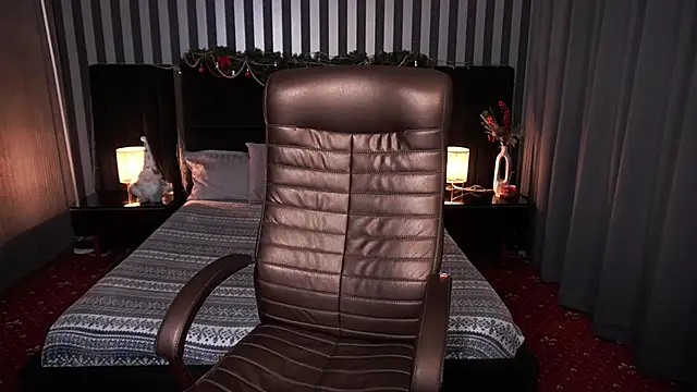 Snapshot of Daisy_Delight chatting on 25, 12, 2024 Daisy Delight online show from 25, 12, 2024