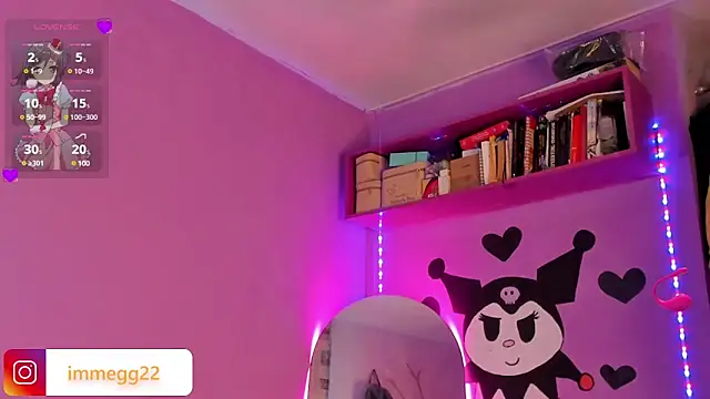 Snapshot of meganthompsonn22 chatting on 4, 3, 2025 meganthompsonn22 online show from 4, 3, 2025