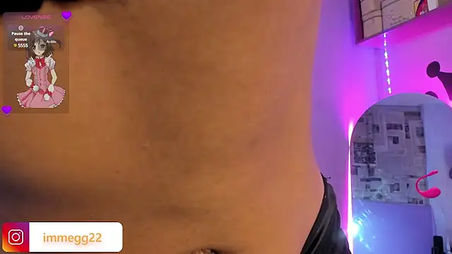 Snapshot of meganthompsonn22 chatting on 6, 3, 2025 meganthompsonn22 online show from 6, 3, 2025