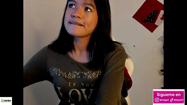 Snapshot of meganthompsonn22 chatting on 30, 11, 2025 meganthompsonn22 online show from 30, 11, 2025