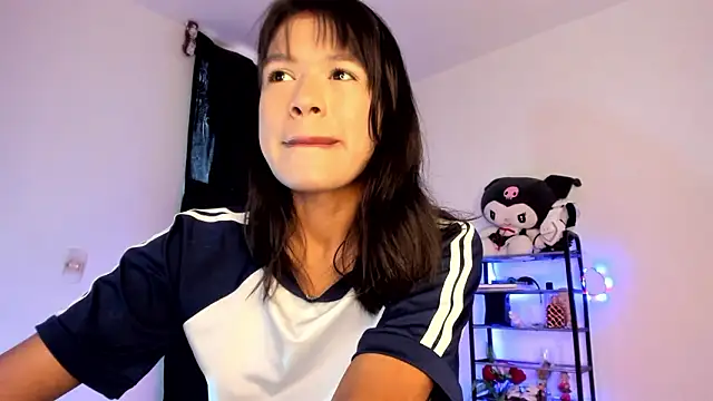 meganthompsonn22 online show from 10, 3, 2026