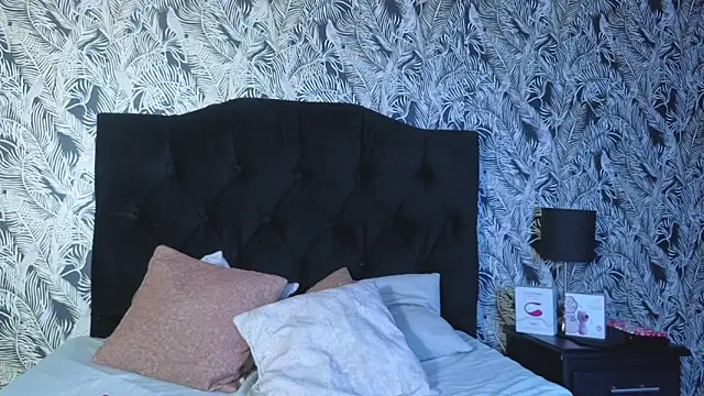 EmiGomez  online show from 17, 1, 2026