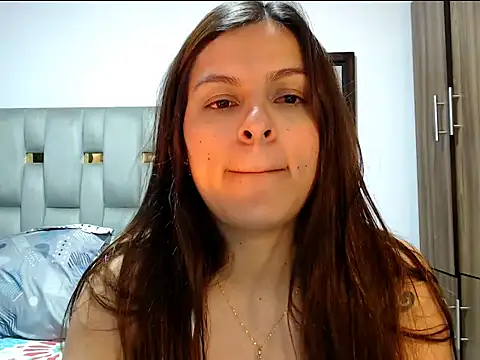 Snapshot of lindacutferrer chatting on 23, 5, 2026 lindacutferrer online show from 23, 5, 2026