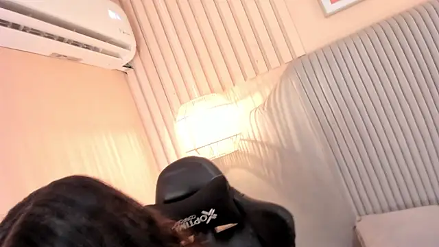 samyriverss online show from 4, 12, 2025