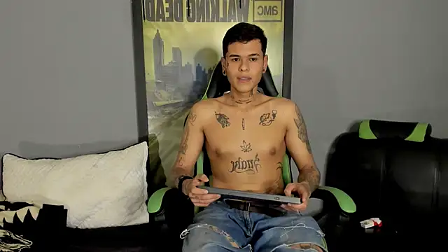Snapshot of jamesinked_ chatting on 21, 3, 2025 jamesinked online show from 21, 3, 2025