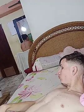 Milfvalesk online show from 17, 1, 2025