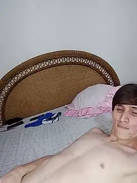 Milfvalesk online show from 1, 3, 2025