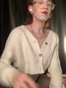 Avril Pearly  online show from 18, 2, 2025