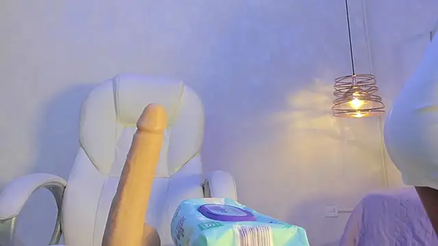 Victoriaa millers online show from 21, 9, 2025