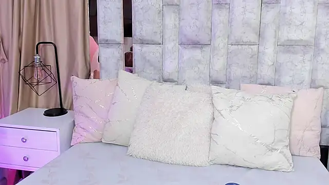 lila noa online show from 10, 9, 2025