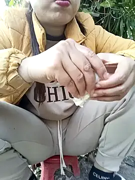 Snapshot of Fuckmehard2xx chatting on 5, 1, 2025 Fuckmehard2xx online show from 5, 1, 2025