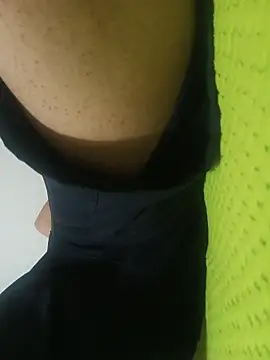 Snapshot of beautiful_hands_ chatting on 17, 12, 2025 beautiful hands online show from 17, 12, 2025