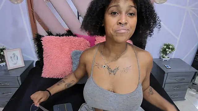 Elith noa online show from 3, 2, 2025