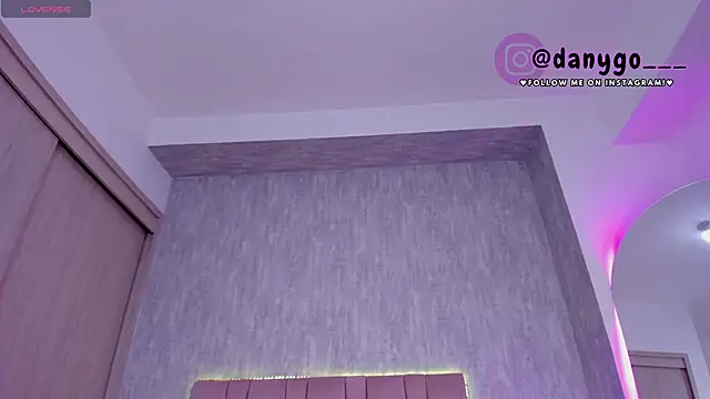 Snapshot of ZarianaEvanz chatting on 16, 3, 2025 ZarianaEvanz online show from 16, 3, 2025