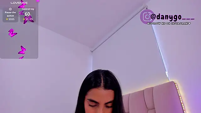 Snapshot of ZarianaEvanz chatting on 23, 9, 2025 ZarianaEvanz online show from 23, 9, 2025