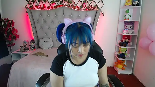 Shaddycute  online show from 23, 12, 2024