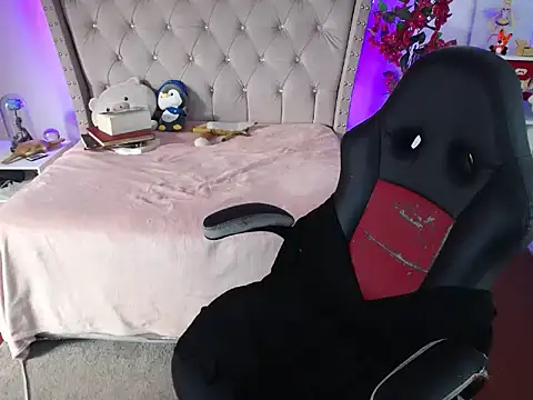 Shaddycute  online show from 30, 1, 2025