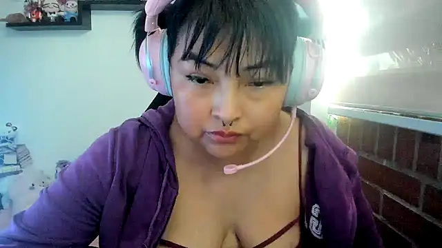 Shaddycute  online show from 18, 3, 2026