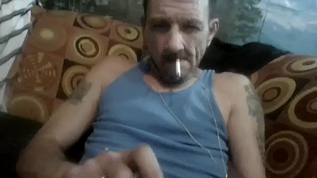 Snapshot of gettinit2wice chatting on 4, 8, 2026 gettinit2wice online show from 4, 8, 2026
