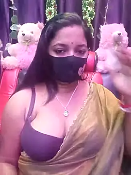 Snapshot of ella_mariya chatting on 12, 10, 2025 ella mariya online show from 12, 10, 2025