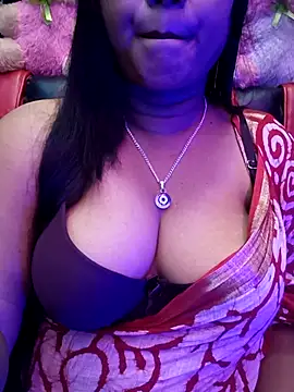 Snapshot of ella_mariya chatting on 15, 10, 2025 ella mariya online show from 15, 10, 2025