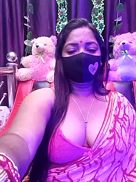 Snapshot of ella_mariya chatting on 30, 10, 2025 ella mariya online show from 30, 10, 2025
