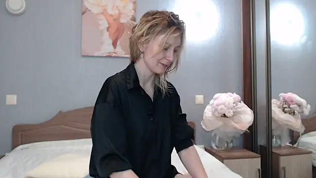 AvelinaLeoni online show from 22, 1, 2025