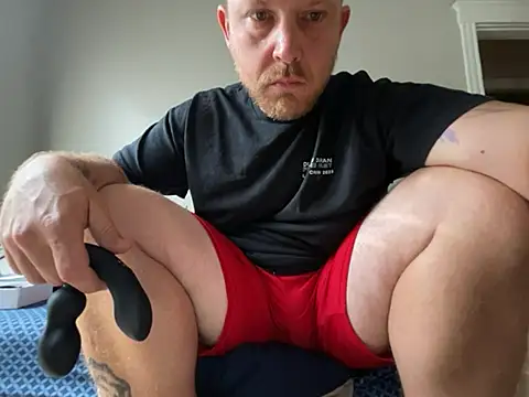 Mcpussypounder211 online show from 9, 6, 2026