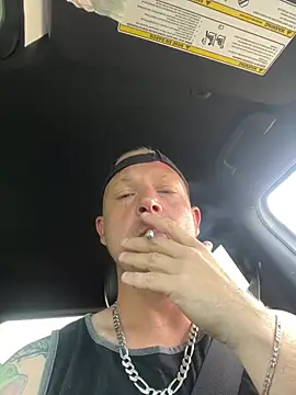 Mcpussypounder211 online show from 8, 7, 2026