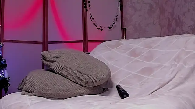 Snapshot of Devilina_V chatting on 28, 12, 2024 Devilina V online show from 28, 12, 2024