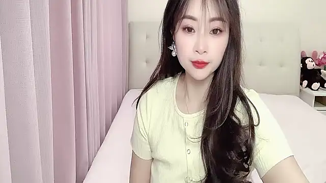 aisha123123 online show from 11, 3, 2025