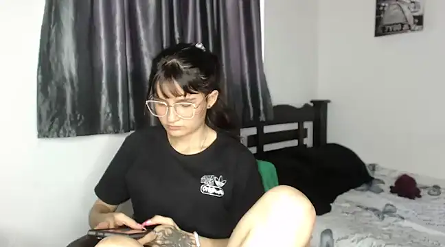 Snapshot of saritapretyy chatting on 27, 1, 2025 saritapretyy online show from 27, 1, 2025