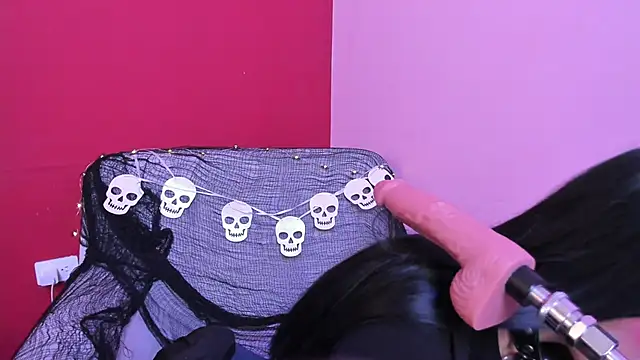 Kate bunny  online show from 24, 10, 2025