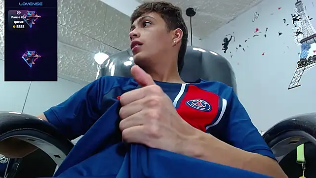 SkinnyBoy  online show from 8, 2, 2025