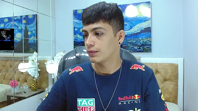 SkinnyBoy  online show from 15, 10, 2025