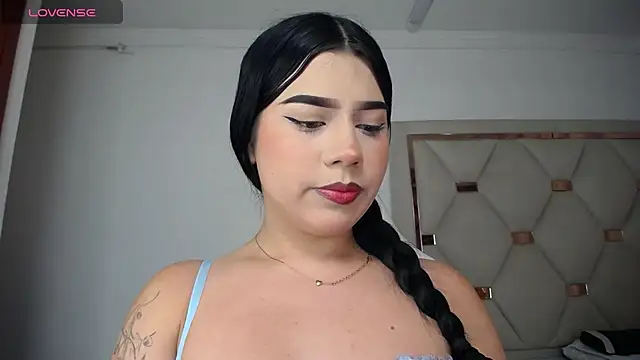 Ashley piinkk  online show from 14, 6, 2026