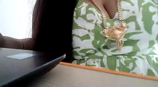 hot pavitra online show from 13, 2, 2025