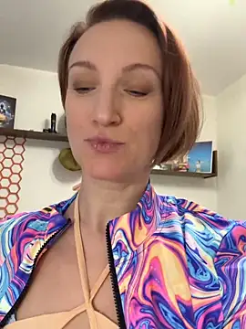 UmaTruewoman online show from 5, 11, 2025