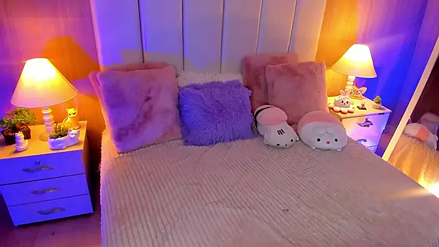 CaseyPiierce online show from 4, 11, 2025