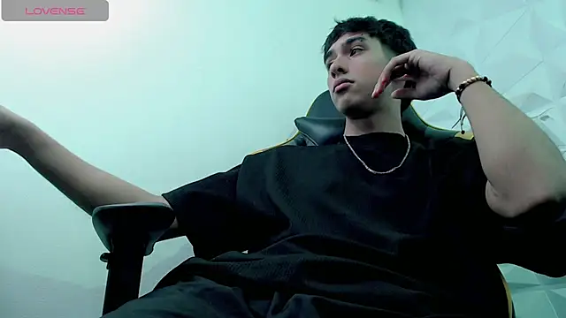 Snapshot of Jake_tripp chatting on 17, 12, 2024 Jake tripp online show from 17, 12, 2024