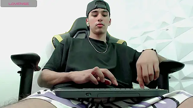 Snapshot of Jake_tripp chatting on 20, 12, 2024 Jake tripp online show from 20, 12, 2024