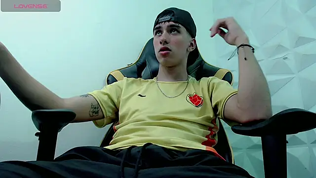 Snapshot of Jake_tripp chatting on 22, 12, 2024 Jake tripp online show from 22, 12, 2024