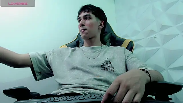 Snapshot of Jake_tripp chatting on 28, 12, 2024 Jake tripp online show from 28, 12, 2024