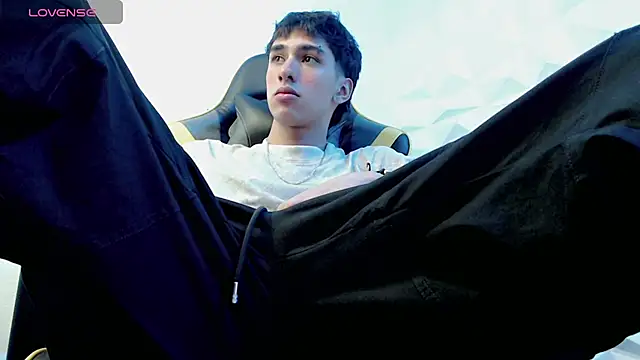 Snapshot of Jake_tripp chatting on 29, 12, 2024 Jake tripp online show from 29, 12, 2024