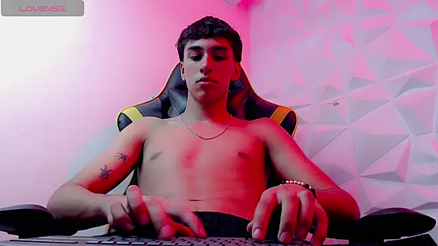 Snapshot of Jake_tripp chatting on 29, 12, 2024 Jake tripp online show from 29, 12, 2024