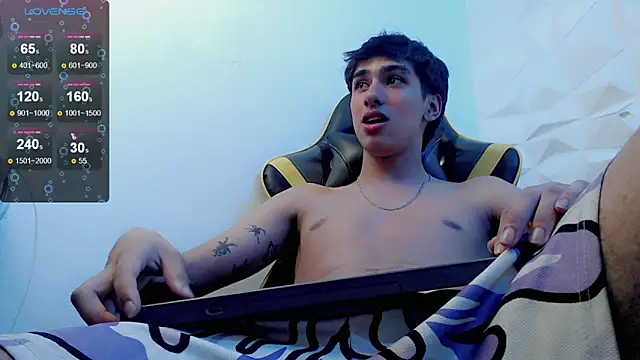 Snapshot of Jake_tripp chatting on 11, 1, 2025 Jake tripp online show from 11, 1, 2025