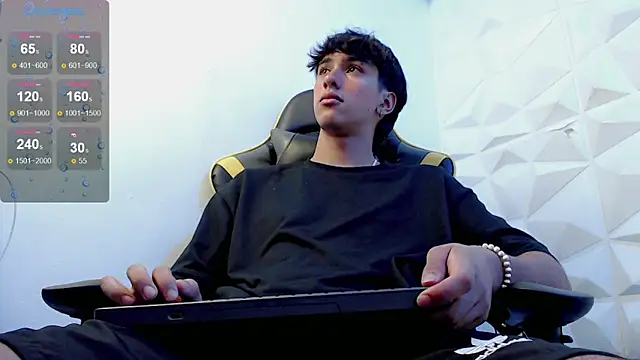 Snapshot of Jake_tripp chatting on 9, 3, 2025 Jake tripp online show from 9, 3, 2025